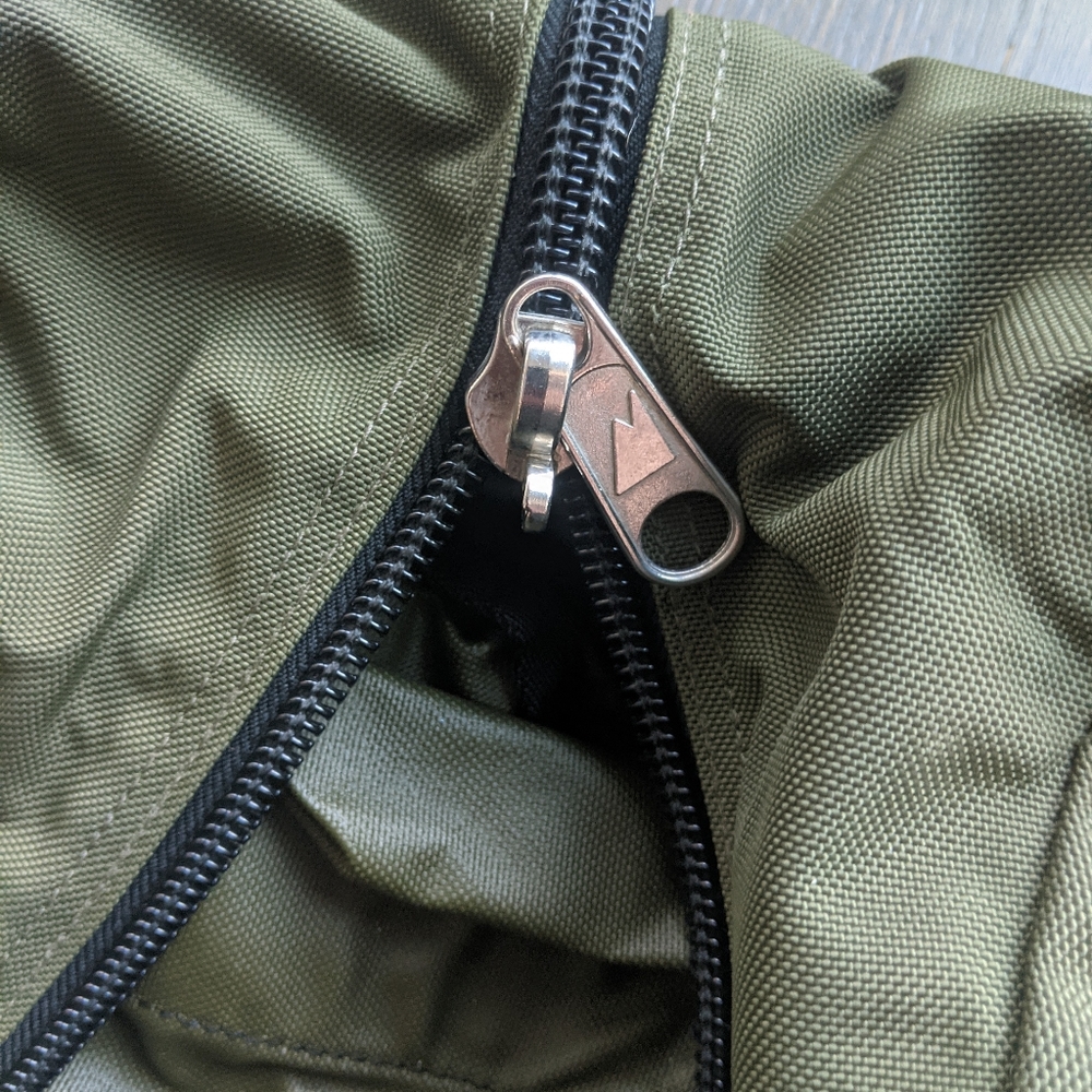MEC Duffle Bag - Picture 4 of 7